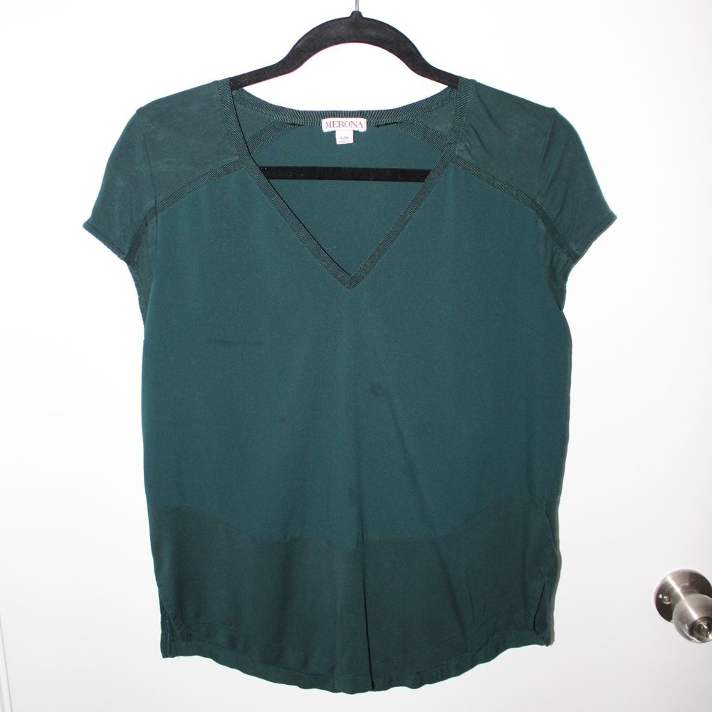 MERONA HUNTER GREEN VNECK BLOUSE SIZE SMALL